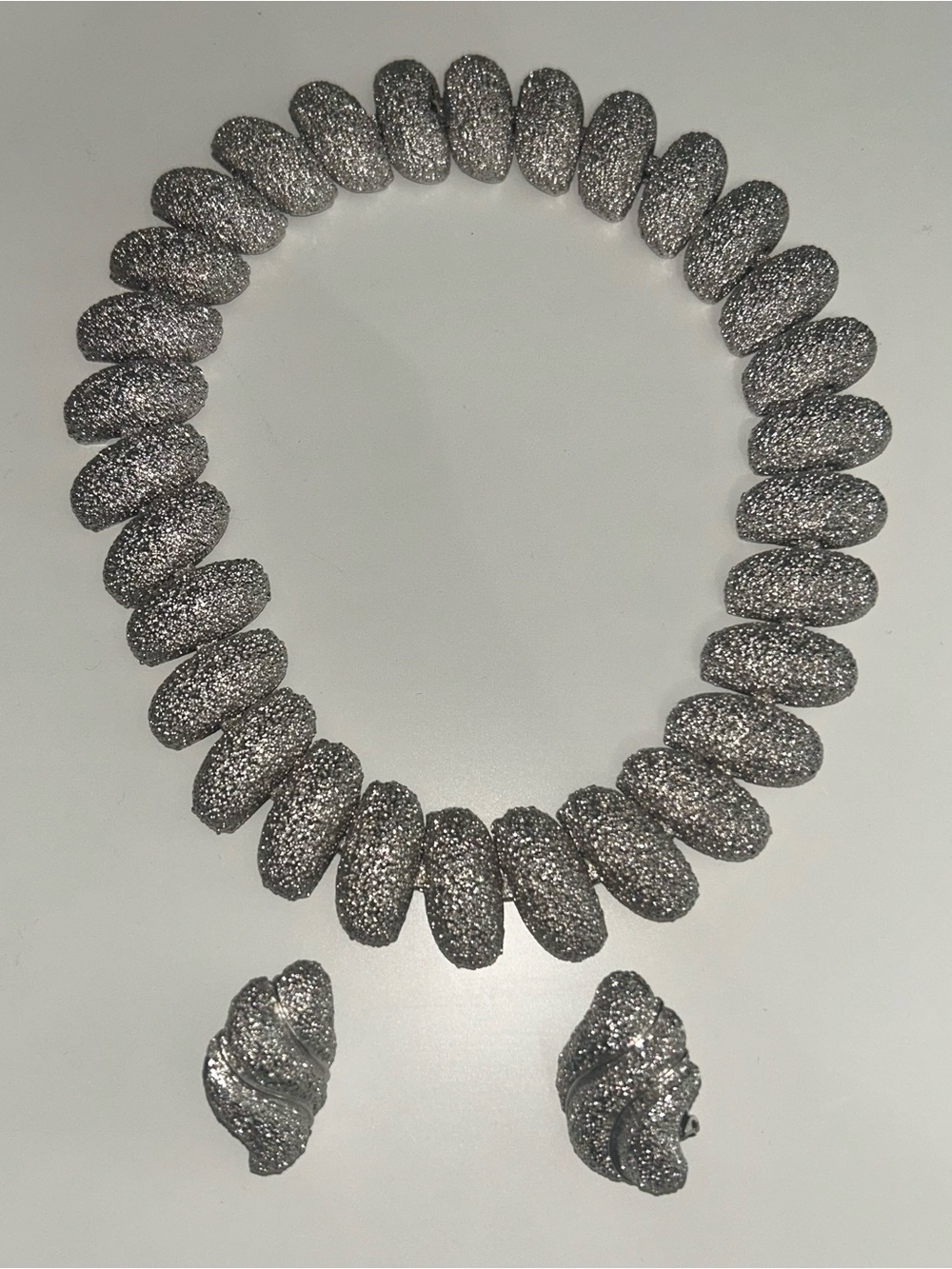 Vintage Butler Silver Textured Collar Necklace And Matching Earrings Set